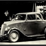 Willys 1933 in Front of Toledo Lamsons Store
