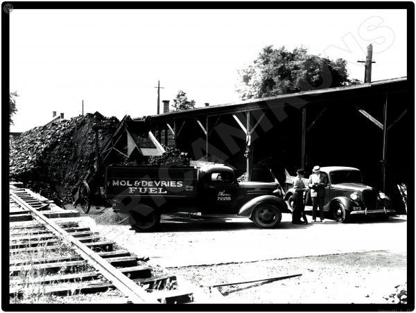 Chevrolet Trucks 1939 Mol & DeVries Fuel