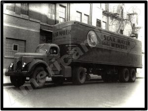 International Trucks Collectible Metal Sign: Oscar Mayer Wiener Tractor Trailer - Chicago