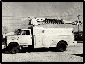 International Trucks Collectible Metal Sign: Polecat Augur Drilling Unit