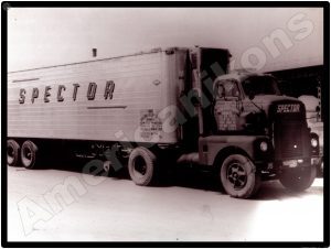 International Trucks Collectible Metal Sign: Spector Freight Tractor Trailer, Chicago