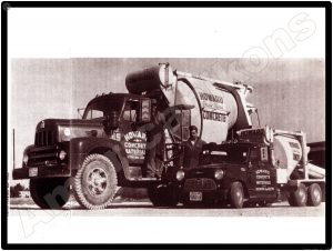 International Trucks Collectible Metal Sign: Howard Cement Mixer