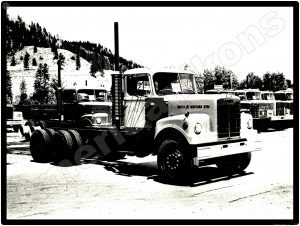 White Trucks Collectible Metal Sign: Western Star Tractor