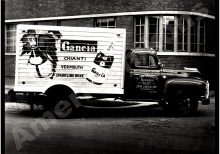 Diamond T Trucks Collectible Metal Sign: Fantozzi & Co. - Chicago, Illinois
